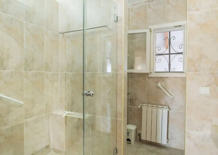 Tran - Plusholidays *