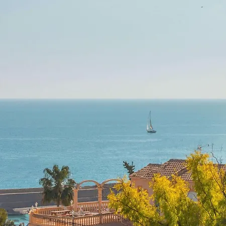 Tran - Plusholidays Calpe