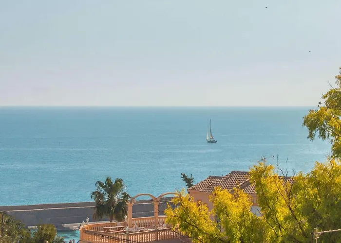 Tran - Plusholidays Calpe