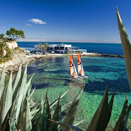 Tran - Plusholidays Villa